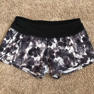 Lulu lemon run time shorts size 8